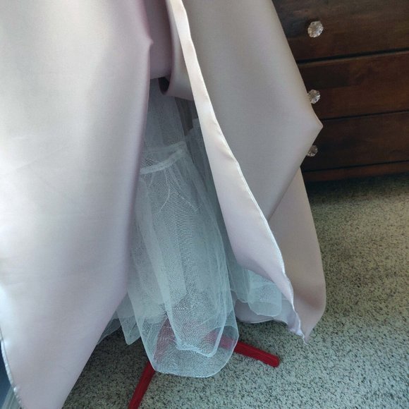 Satin Blush Special Occasion Ballgown w/ Full Skirt (6) by BHLDN - Picture 5 of 8